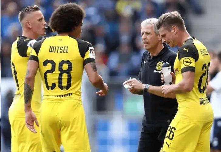 德甲终章生死时速：埃沃斯堡绝境逆袭战，海登海姆欧战冲刺赛